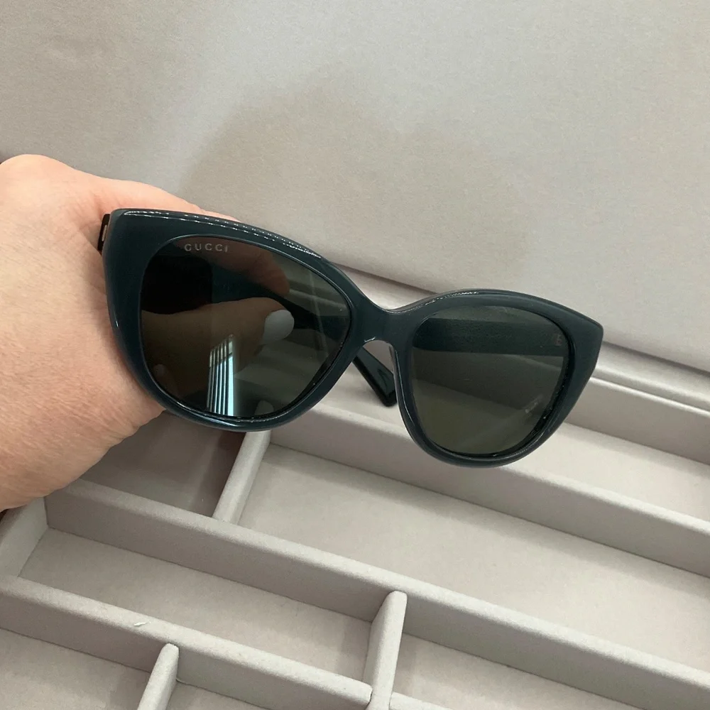 GUCCI GG1588S 001 sunglasses - Picture 7 of 7